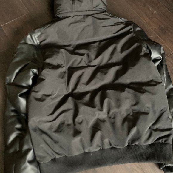 Denium District:  Hood Jacket, Soft Leatherlike Sleeves & Faux Fur Trim - black - Picture 10 of 13